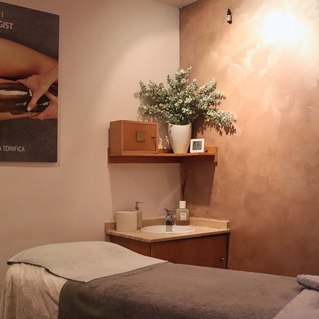 camilla masajes eibar naturopatía entorno cálido y profesional